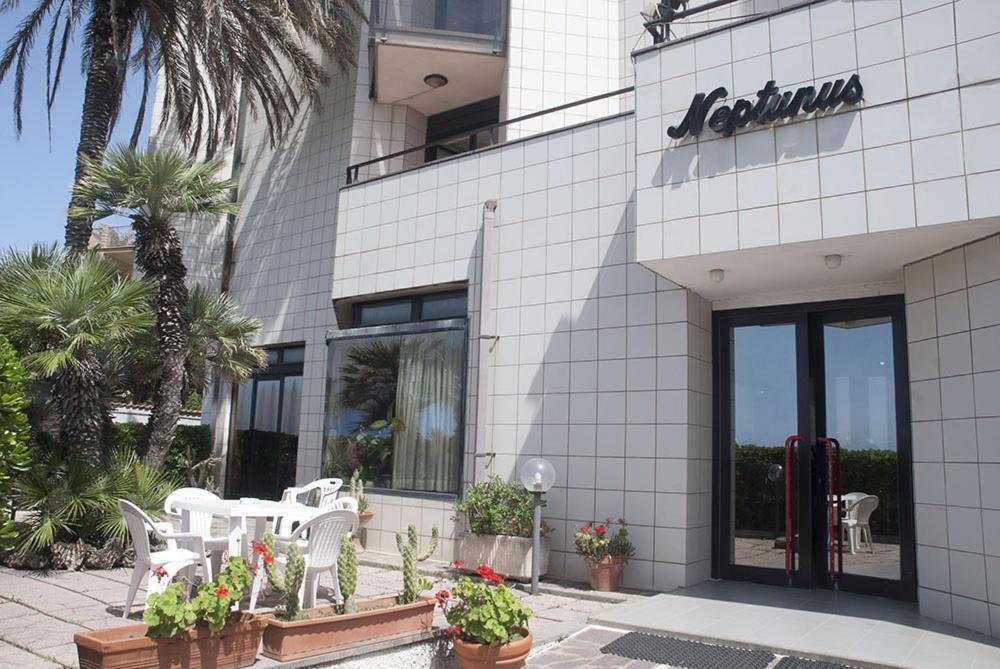 Hotel Neptunus Nettuno Exteriér fotografie